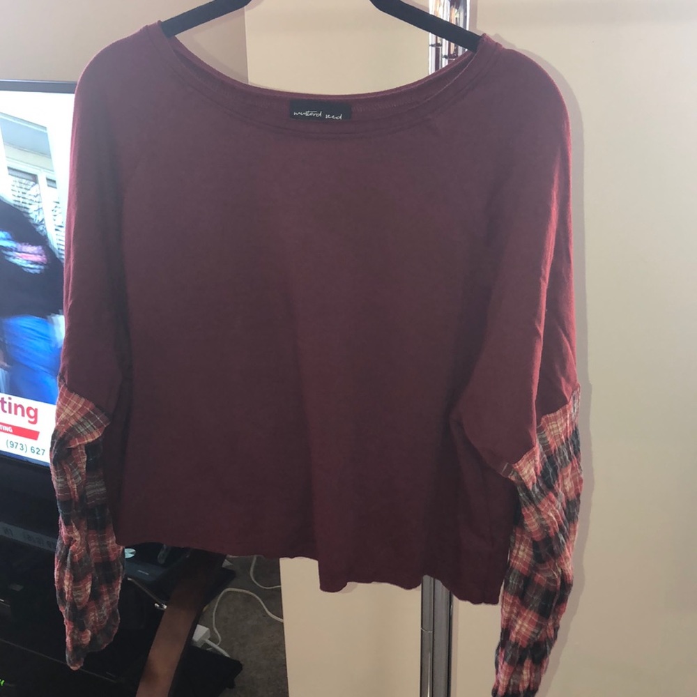 Flannel sleeve burgundy top